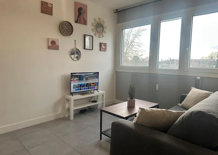 Lerelaisdodile - - Proche Metro - Parking Gratuit - Appartamento Mons-en-Baroeul